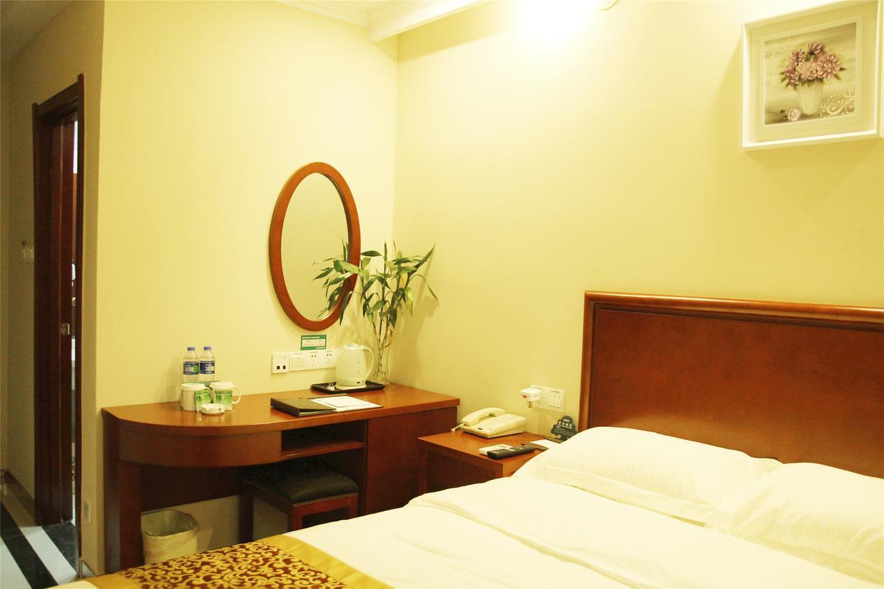 Greentree Inn Tianjin Jinghai Jinqiao International Trade Center Экстерьер фото